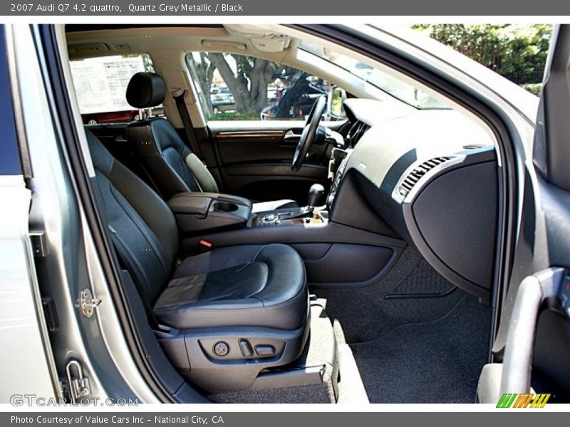 Quartz Grey Metallic / Black 2007 Audi Q7 4.2 quattro