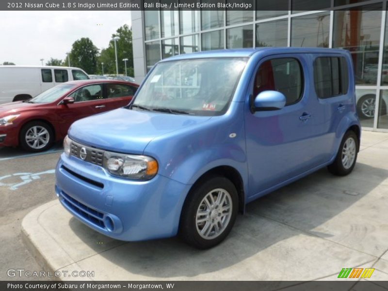 Front 3/4 View of 2012 Cube 1.8 S Indigo Limited Edition