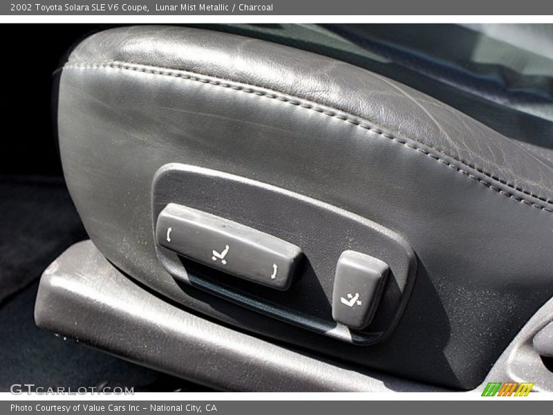Controls of 2002 Solara SLE V6 Coupe