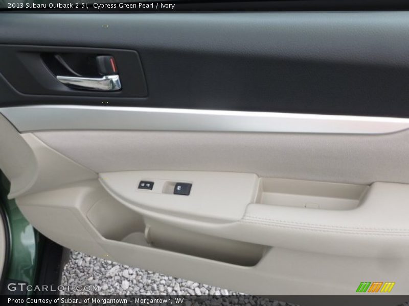Cypress Green Pearl / Ivory 2013 Subaru Outback 2.5i