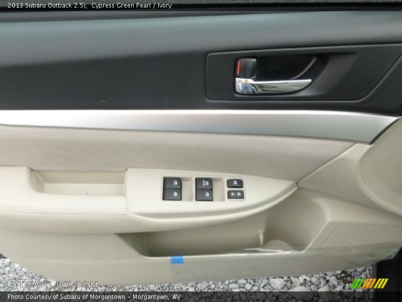 Cypress Green Pearl / Ivory 2013 Subaru Outback 2.5i