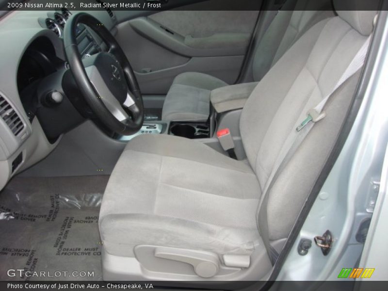 Radiant Silver Metallic / Frost 2009 Nissan Altima 2.5