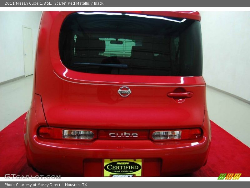 Scarlet Red Metallic / Black 2011 Nissan Cube 1.8 SL