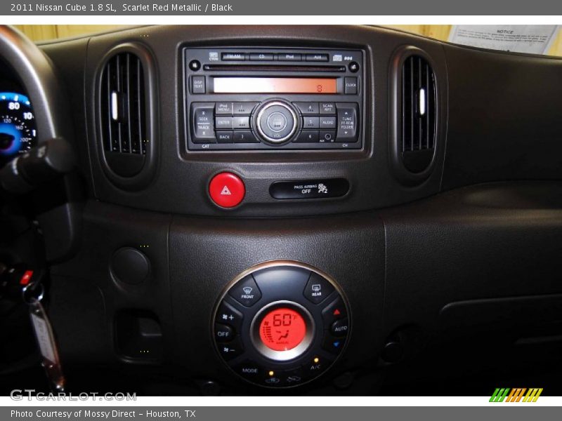 Scarlet Red Metallic / Black 2011 Nissan Cube 1.8 SL