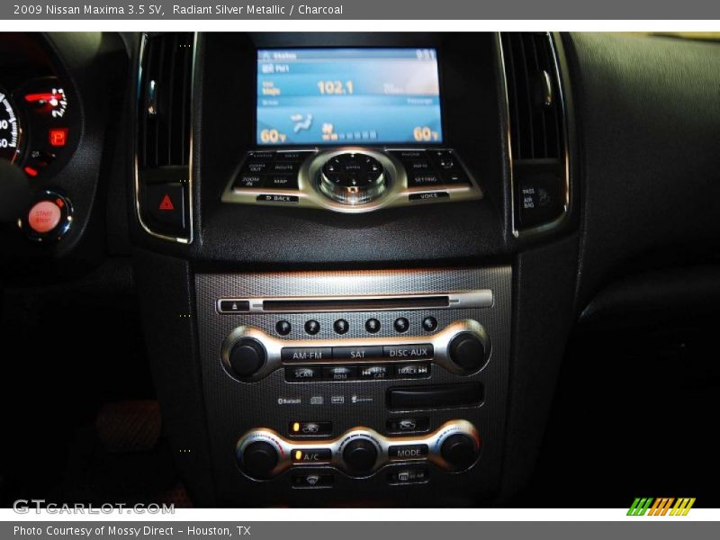 Radiant Silver Metallic / Charcoal 2009 Nissan Maxima 3.5 SV
