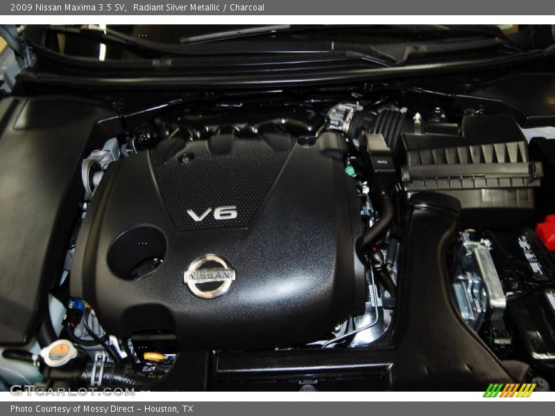 Radiant Silver Metallic / Charcoal 2009 Nissan Maxima 3.5 SV