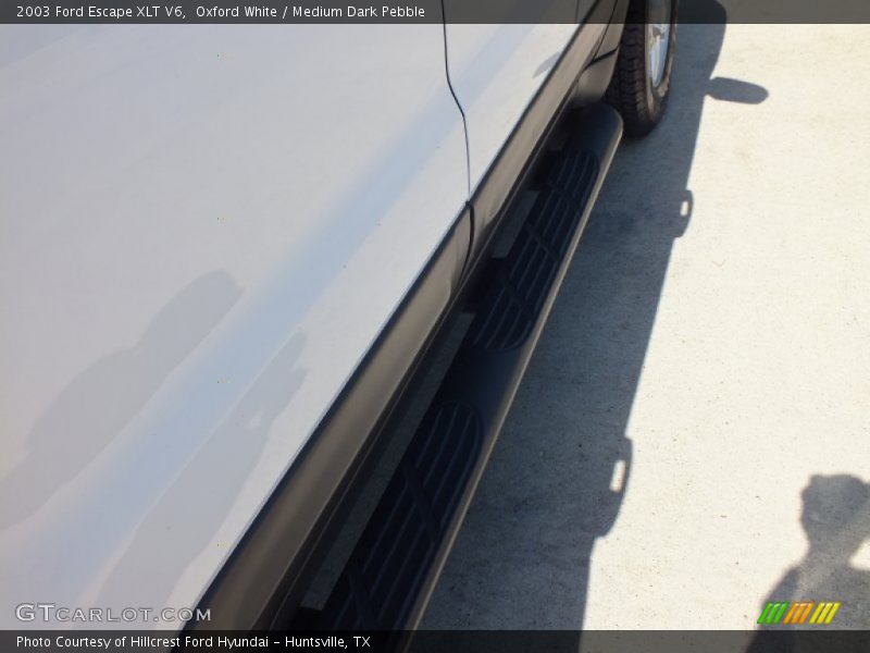 Oxford White / Medium Dark Pebble 2003 Ford Escape XLT V6