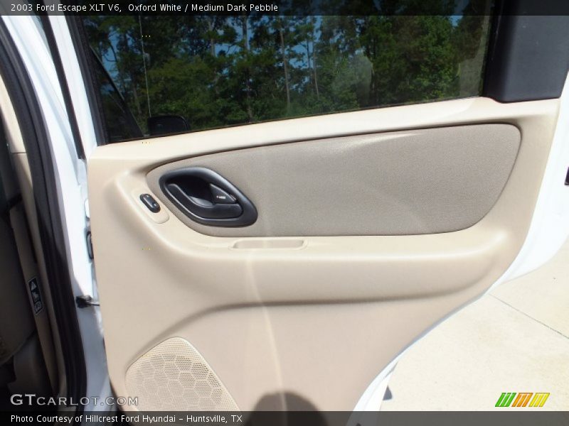 Oxford White / Medium Dark Pebble 2003 Ford Escape XLT V6
