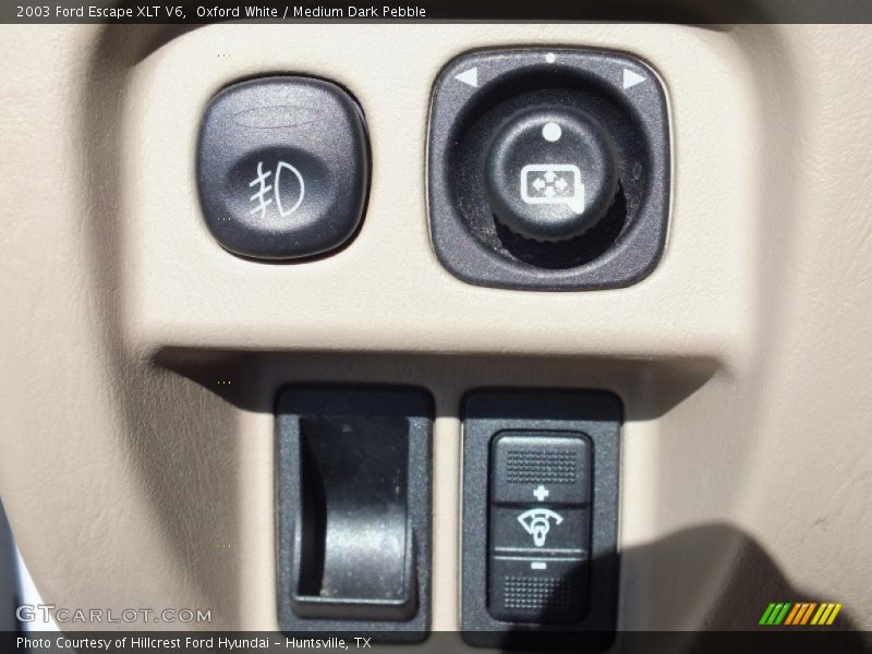 Oxford White / Medium Dark Pebble 2003 Ford Escape XLT V6