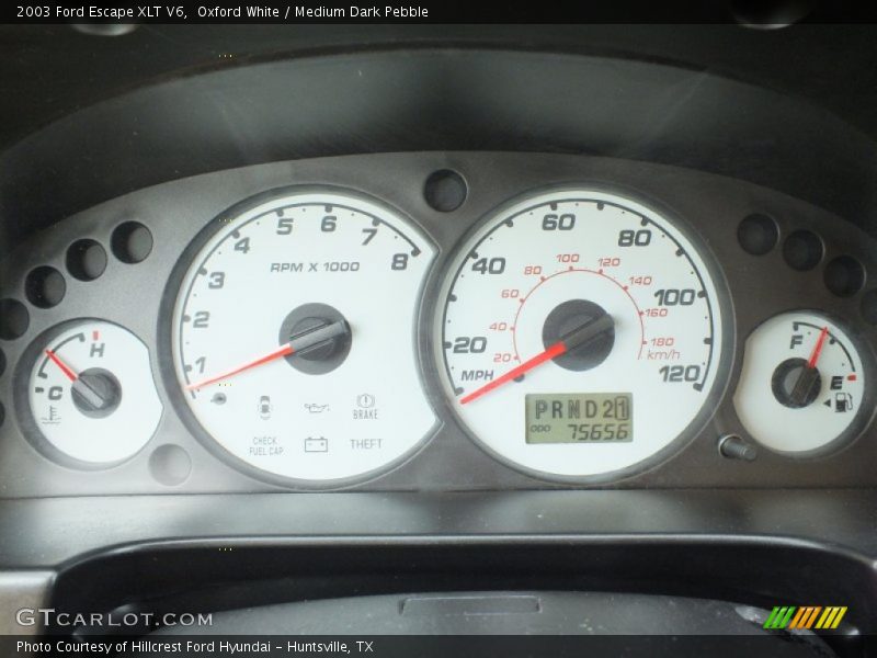 Oxford White / Medium Dark Pebble 2003 Ford Escape XLT V6