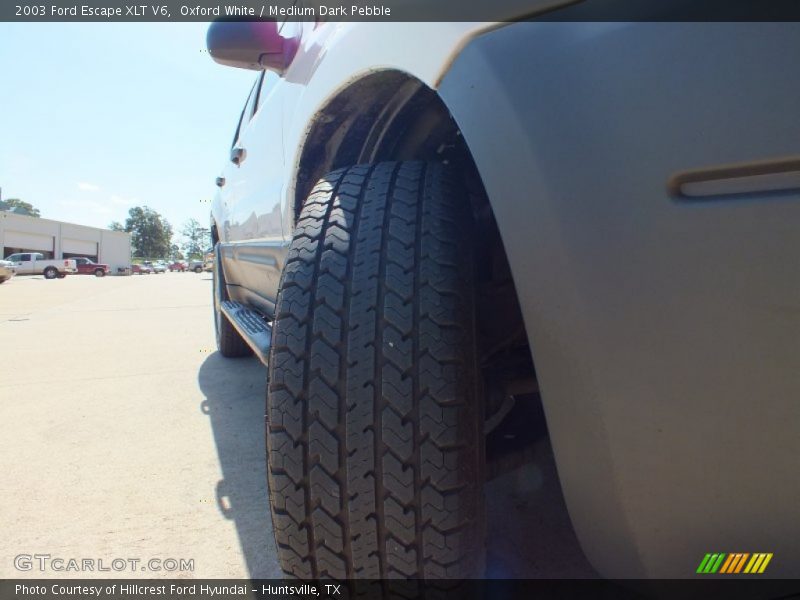 Oxford White / Medium Dark Pebble 2003 Ford Escape XLT V6