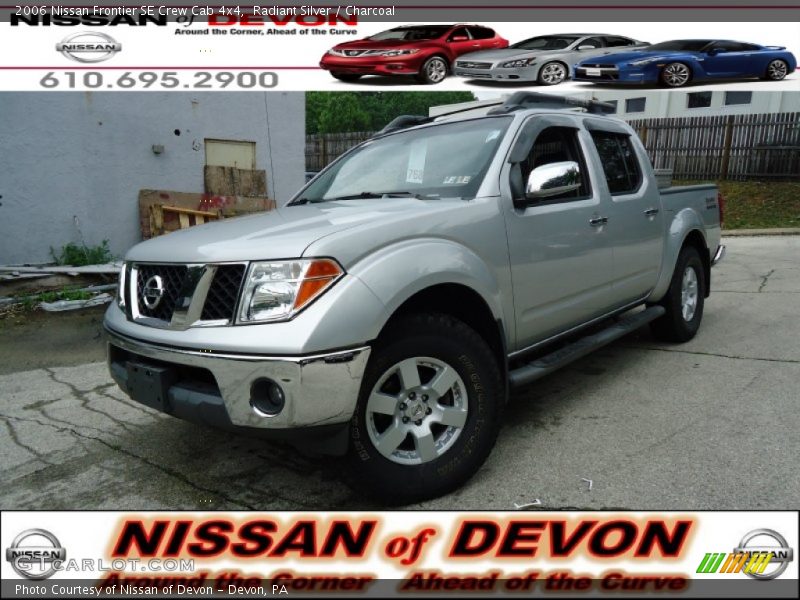 Radiant Silver / Charcoal 2006 Nissan Frontier SE Crew Cab 4x4
