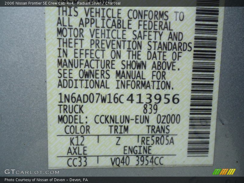 Radiant Silver / Charcoal 2006 Nissan Frontier SE Crew Cab 4x4