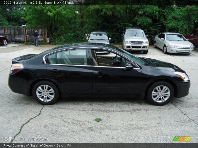 Super Black / Blonde 2012 Nissan Altima 2.5 SL