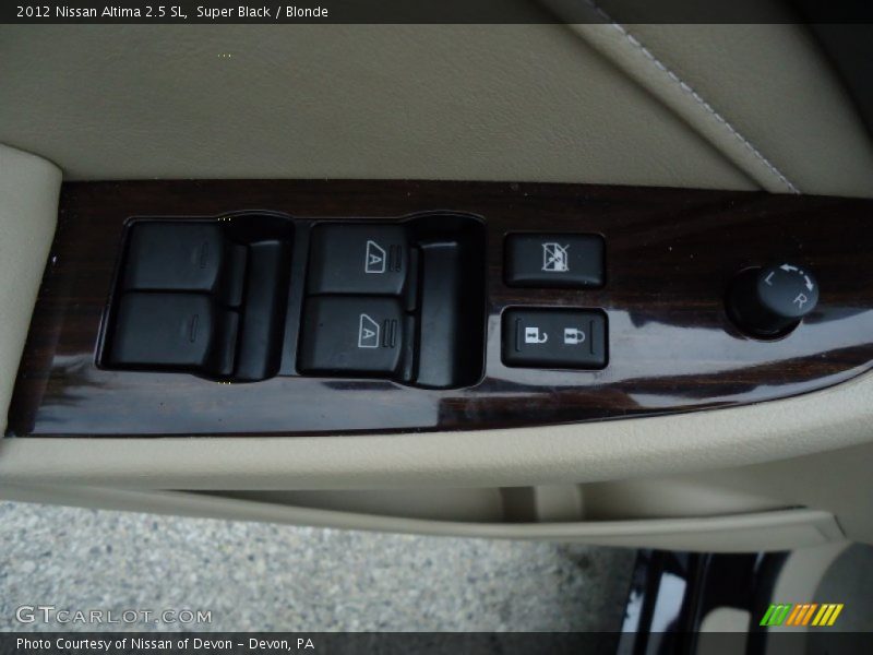 Super Black / Blonde 2012 Nissan Altima 2.5 SL