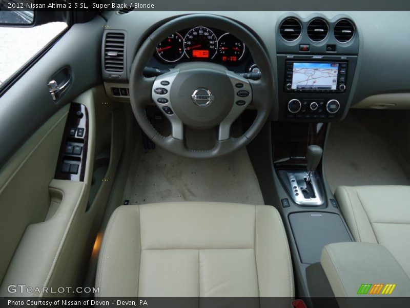 Super Black / Blonde 2012 Nissan Altima 2.5 SL