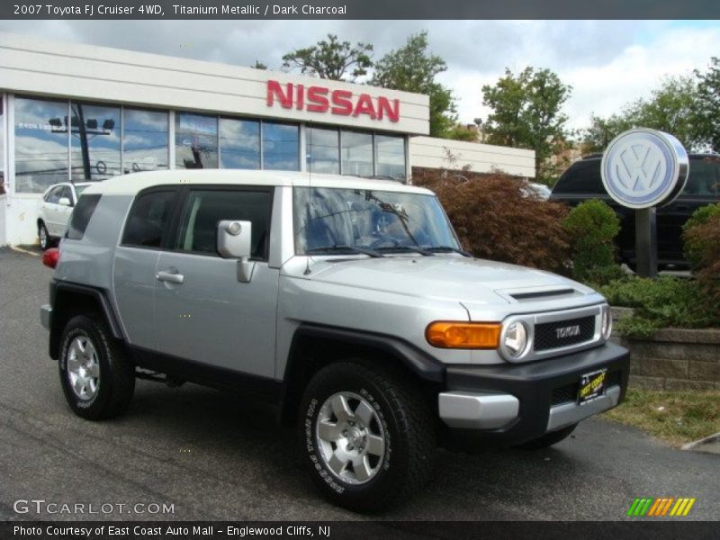 Titanium Metallic / Dark Charcoal 2007 Toyota FJ Cruiser 4WD