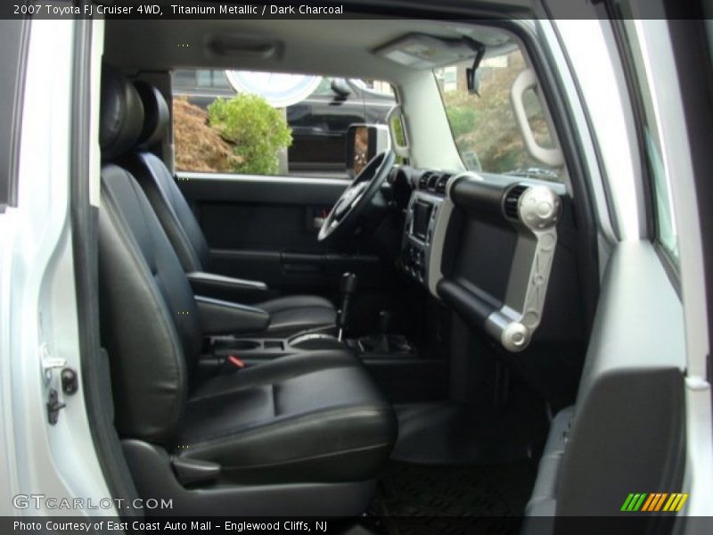 Titanium Metallic / Dark Charcoal 2007 Toyota FJ Cruiser 4WD