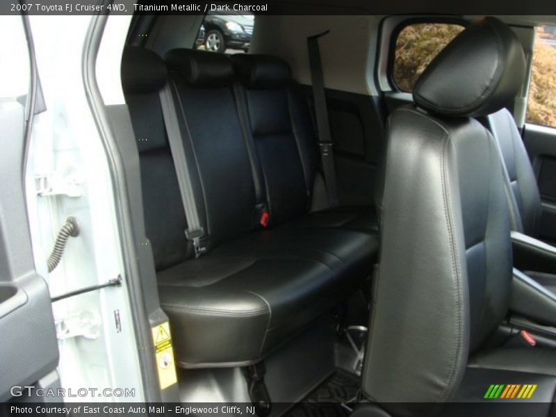 Titanium Metallic / Dark Charcoal 2007 Toyota FJ Cruiser 4WD