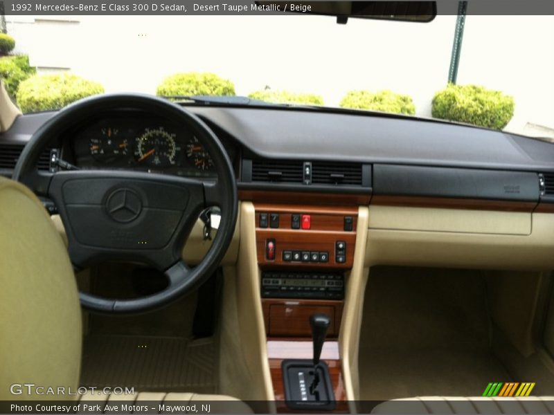 Desert Taupe Metallic / Beige 1992 Mercedes-Benz E Class 300 D Sedan