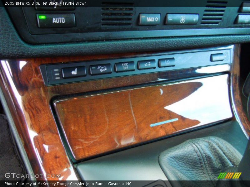 Jet Black / Truffle Brown 2005 BMW X5 3.0i