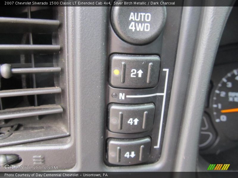 Silver Birch Metallic / Dark Charcoal 2007 Chevrolet Silverado 1500 Classic LT Extended Cab 4x4