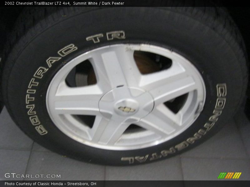 Summit White / Dark Pewter 2002 Chevrolet TrailBlazer LTZ 4x4