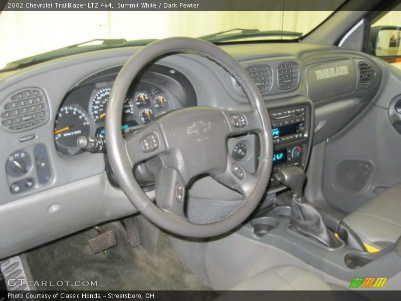 Summit White / Dark Pewter 2002 Chevrolet TrailBlazer LTZ 4x4