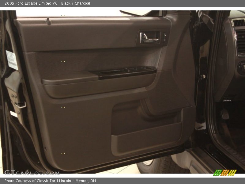Black / Charcoal 2009 Ford Escape Limited V6