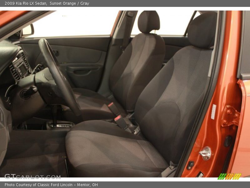  2009 Rio LX Sedan Gray Interior