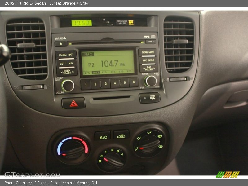 Controls of 2009 Rio LX Sedan