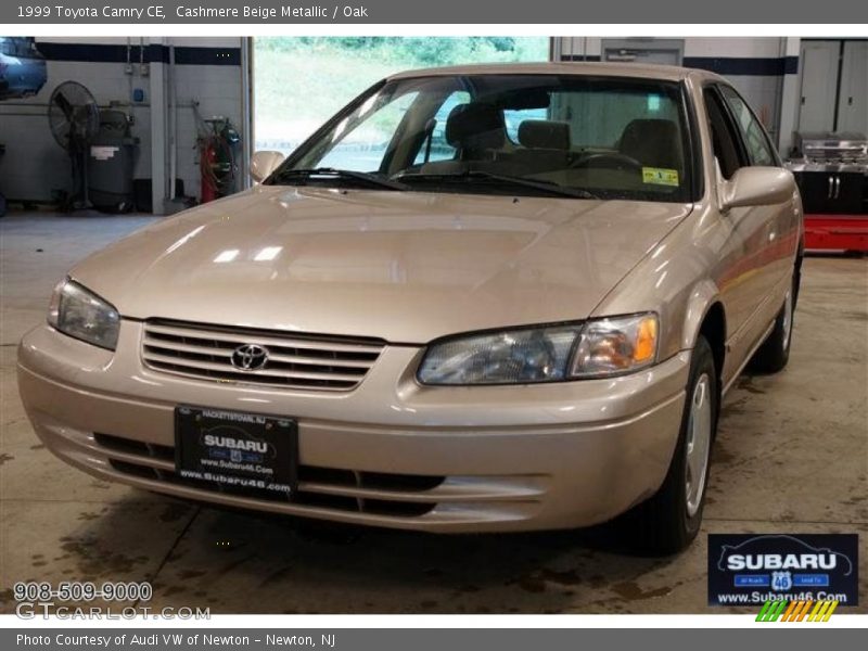 Cashmere Beige Metallic / Oak 1999 Toyota Camry CE