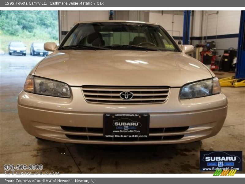 Cashmere Beige Metallic / Oak 1999 Toyota Camry CE