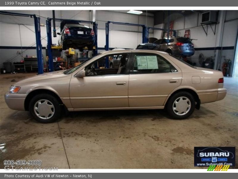 Cashmere Beige Metallic / Oak 1999 Toyota Camry CE