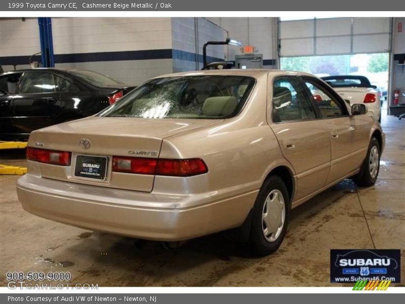 Cashmere Beige Metallic / Oak 1999 Toyota Camry CE