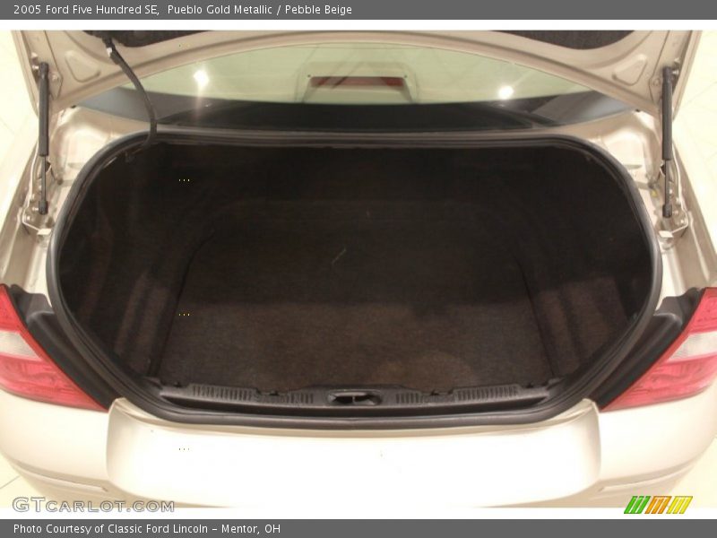 Pueblo Gold Metallic / Pebble Beige 2005 Ford Five Hundred SE