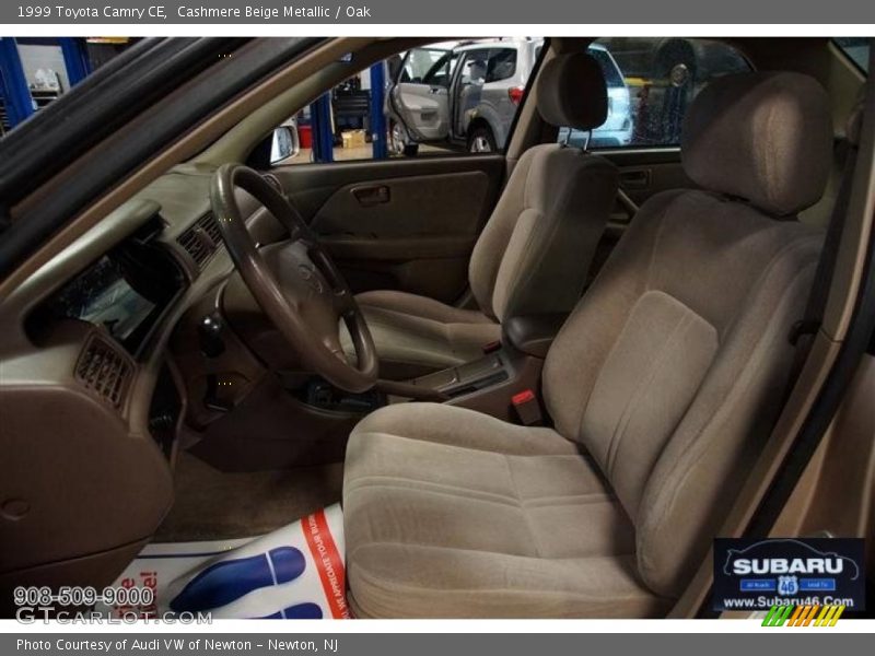 Cashmere Beige Metallic / Oak 1999 Toyota Camry CE