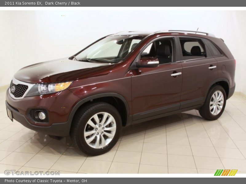 Dark Cherry / Black 2011 Kia Sorento EX