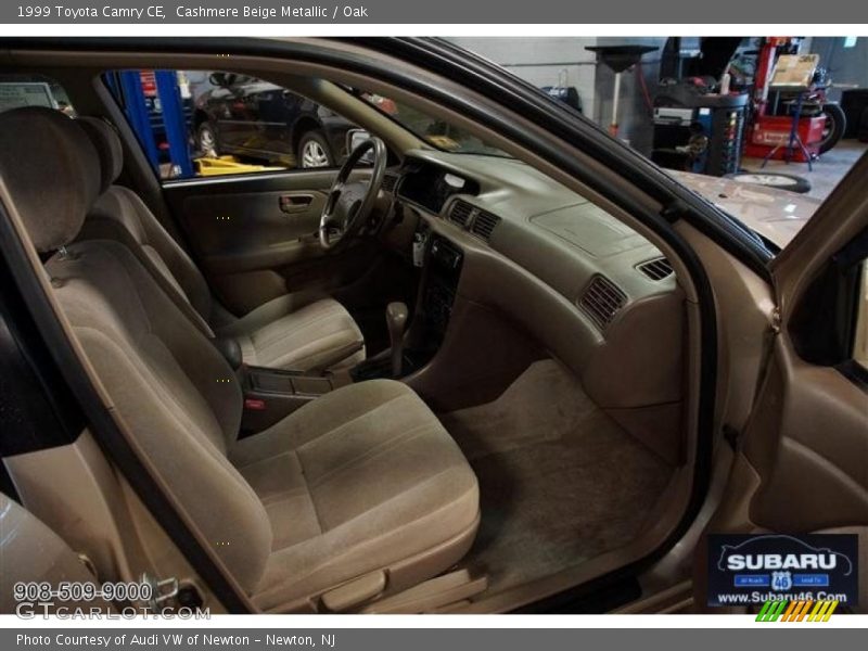 Cashmere Beige Metallic / Oak 1999 Toyota Camry CE