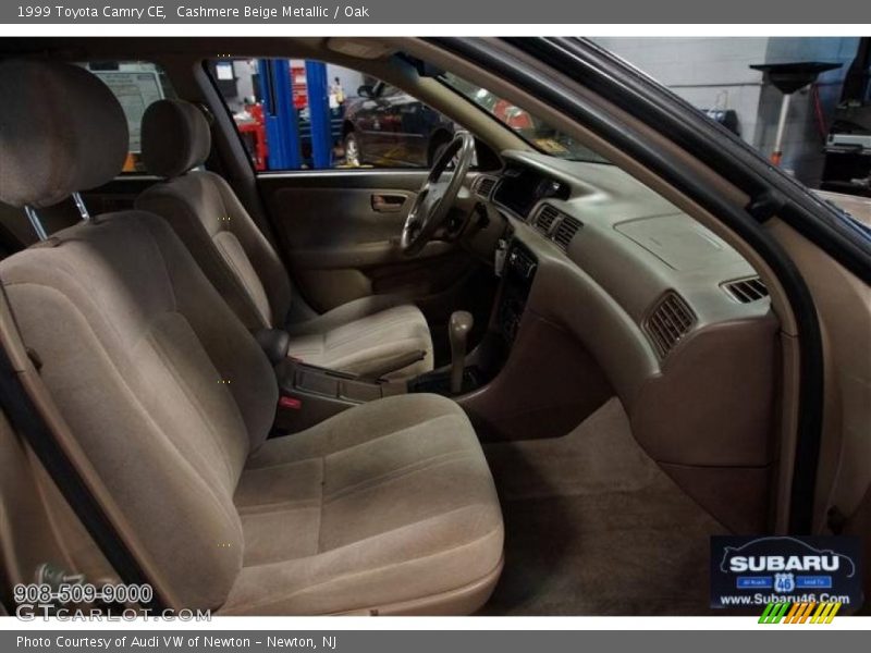 Cashmere Beige Metallic / Oak 1999 Toyota Camry CE