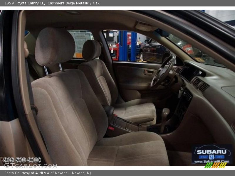 Cashmere Beige Metallic / Oak 1999 Toyota Camry CE