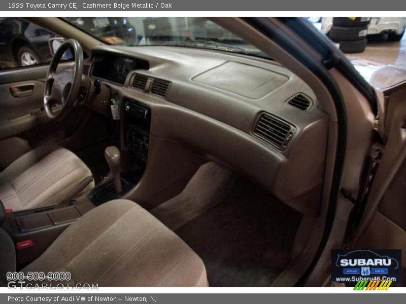 Cashmere Beige Metallic / Oak 1999 Toyota Camry CE