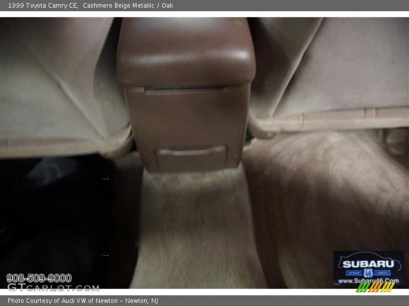 Cashmere Beige Metallic / Oak 1999 Toyota Camry CE
