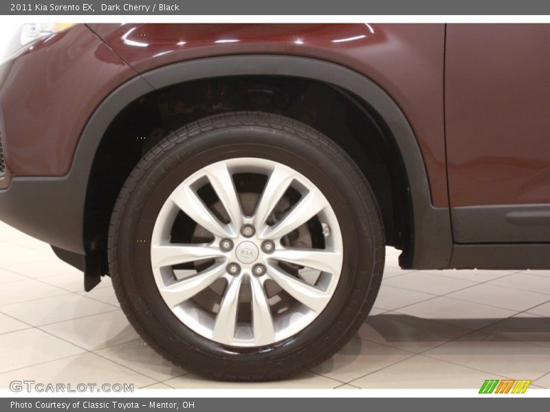 Dark Cherry / Black 2011 Kia Sorento EX