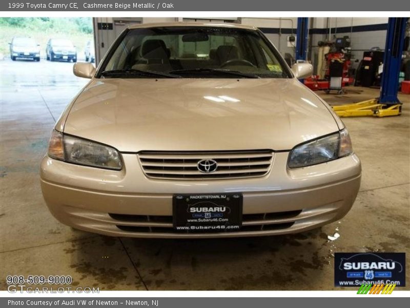 Cashmere Beige Metallic / Oak 1999 Toyota Camry CE