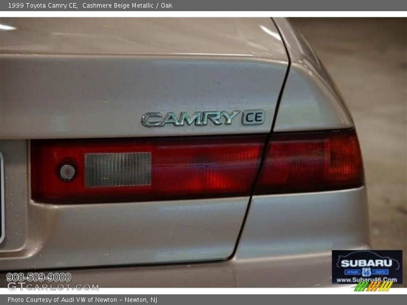 Cashmere Beige Metallic / Oak 1999 Toyota Camry CE