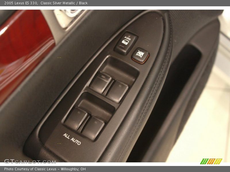 Classic Silver Metallic / Black 2005 Lexus ES 330