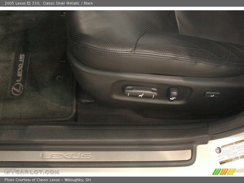 Classic Silver Metallic / Black 2005 Lexus ES 330