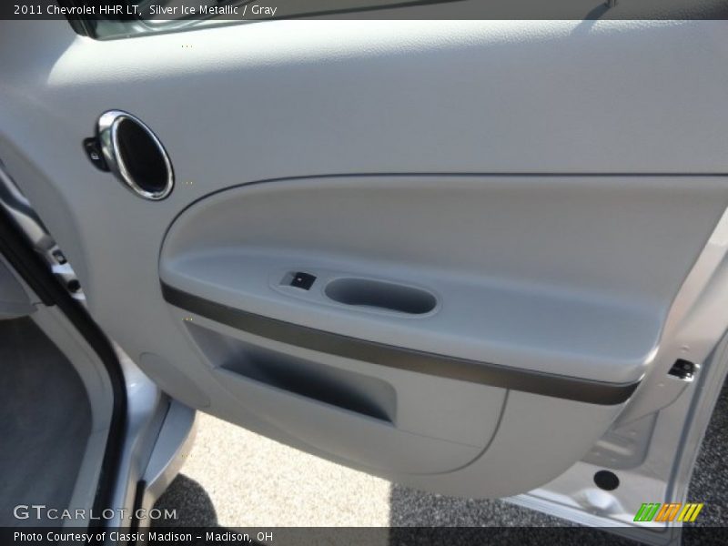 Silver Ice Metallic / Gray 2011 Chevrolet HHR LT