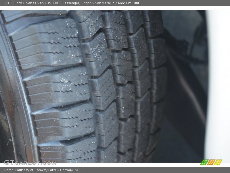 Ingot Silver Metallic / Medium Flint 2012 Ford E Series Van E350 XLT Passenger